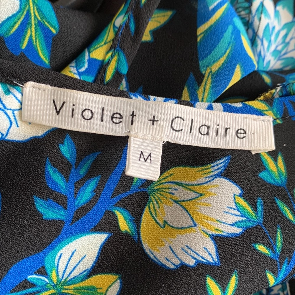 Violet and Claire Floral Tank - Picture 4 of 5